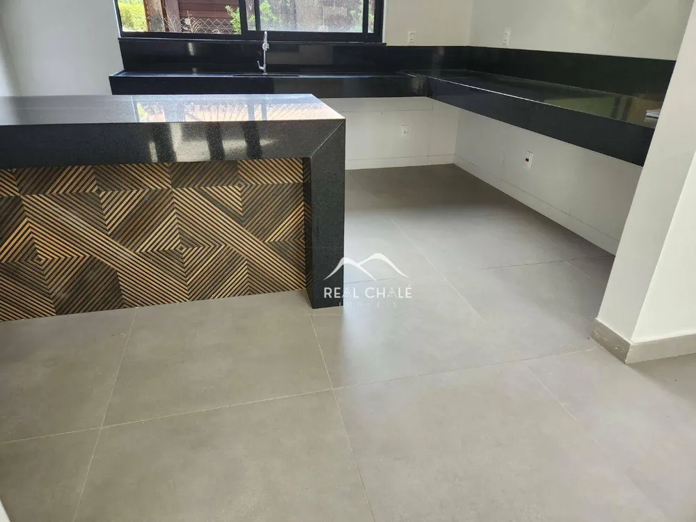 Casa, 4 quartos, 250 m² - Foto 4