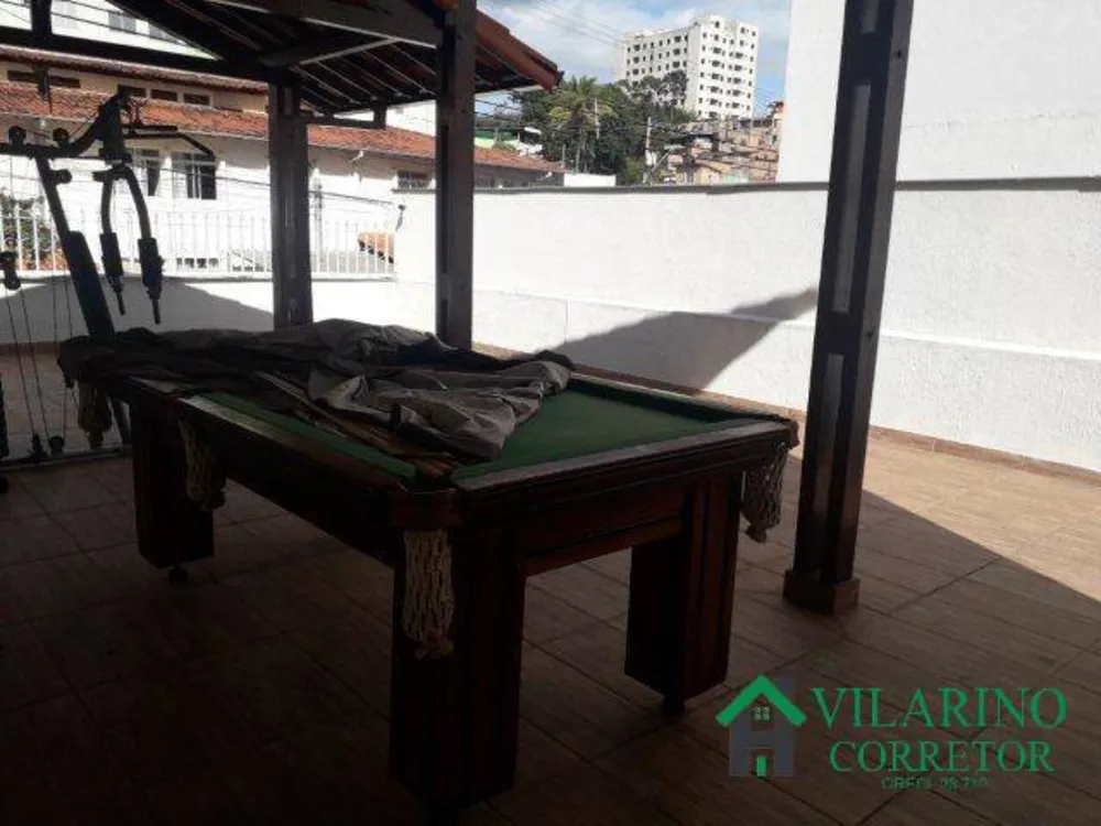Casa, 7 quartos, 240 m² - Foto 3