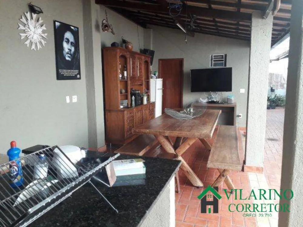 Casa, 7 quartos, 240 m² - Foto 11