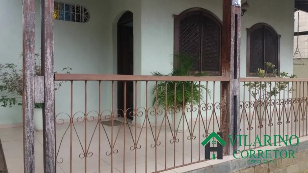 Casa, 3 quartos, 226 m² - Foto 1