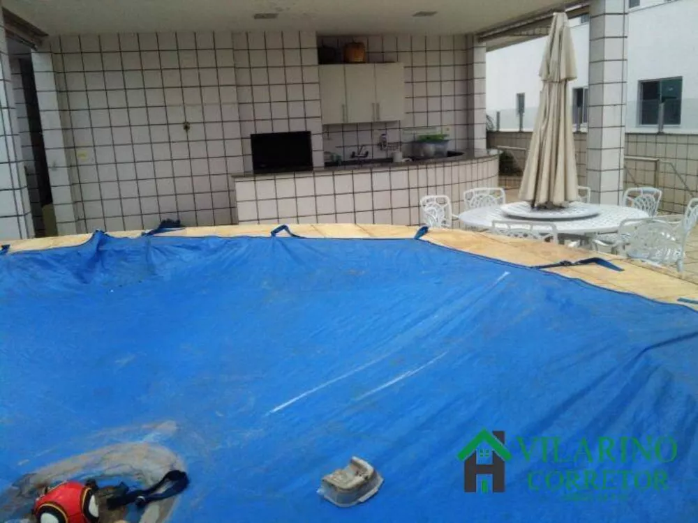 Cobertura à venda com 4 quartos, 200m² - Foto 2