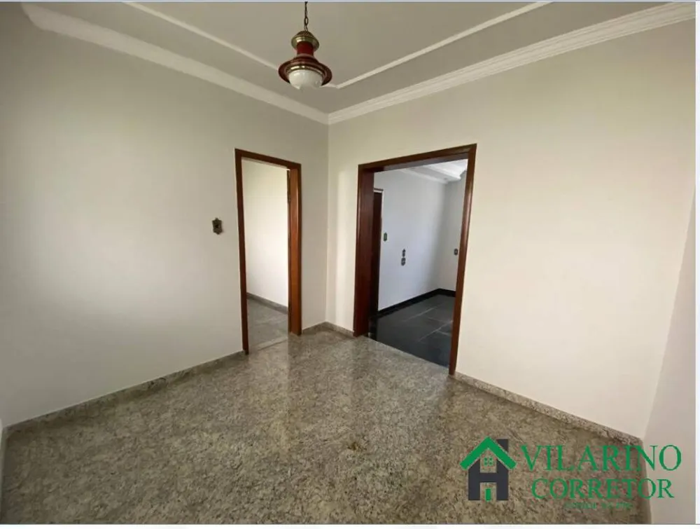 Casa, 3 quartos, 327 m² - Foto 1