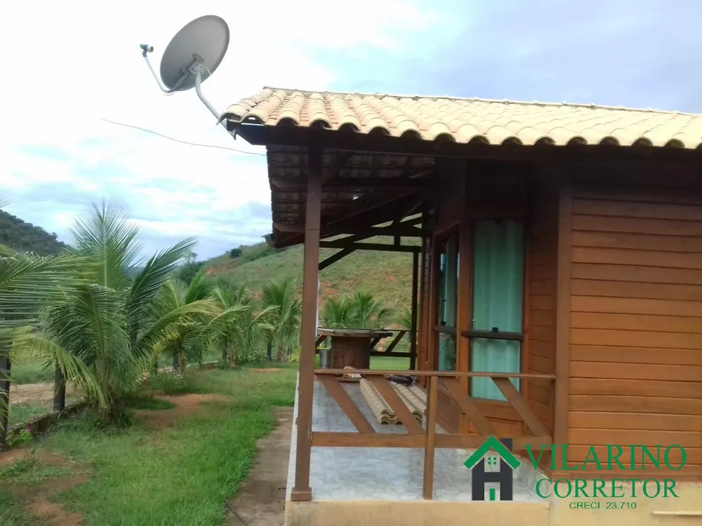 Fazenda à venda com 3 quartos, 300m² - Foto 3