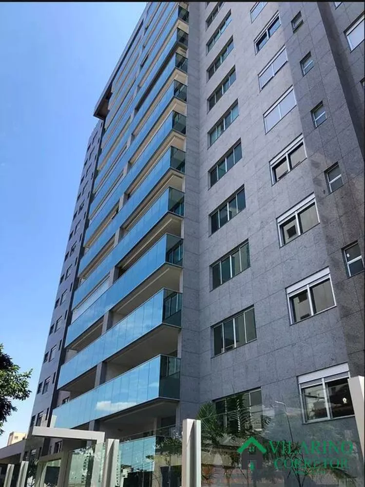 Apartamento à venda com 4 quartos, 197m² - Foto 1