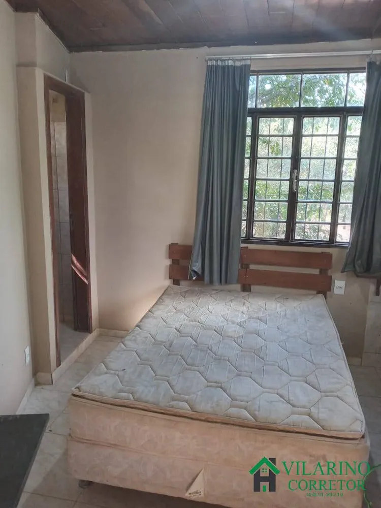 Sítio, 4 quartos, 1000 m² - Foto 2