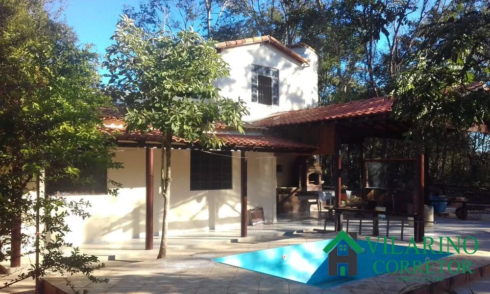 Sítio, 4 quartos, 1000 m² - Foto 1