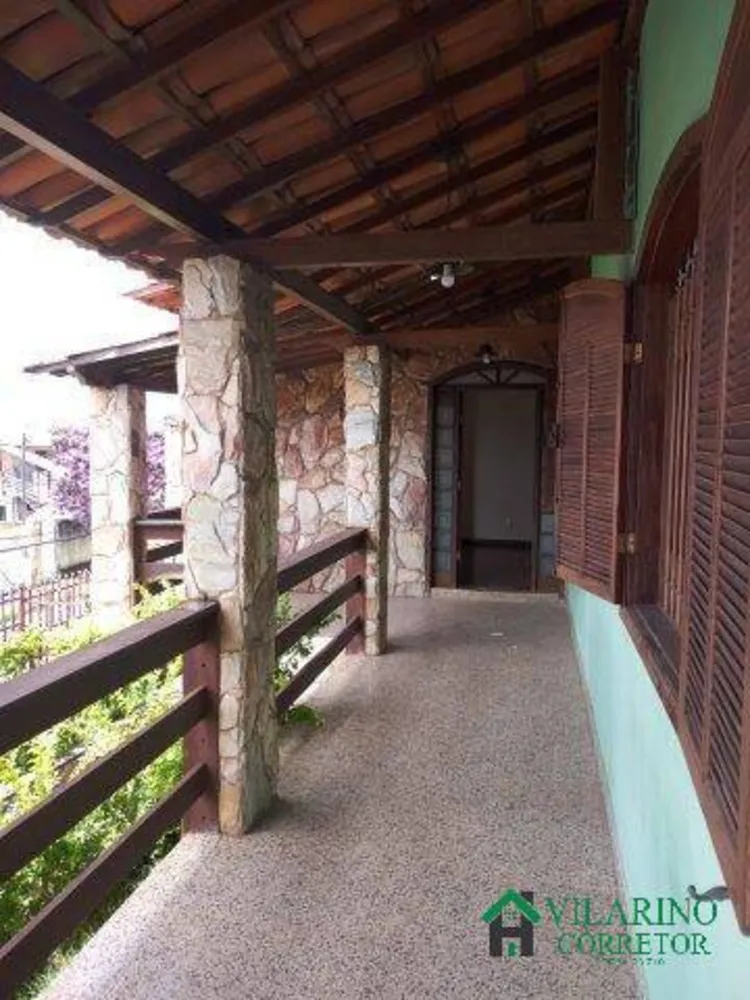 Casa, 3 quartos, 230 m² - Foto 1