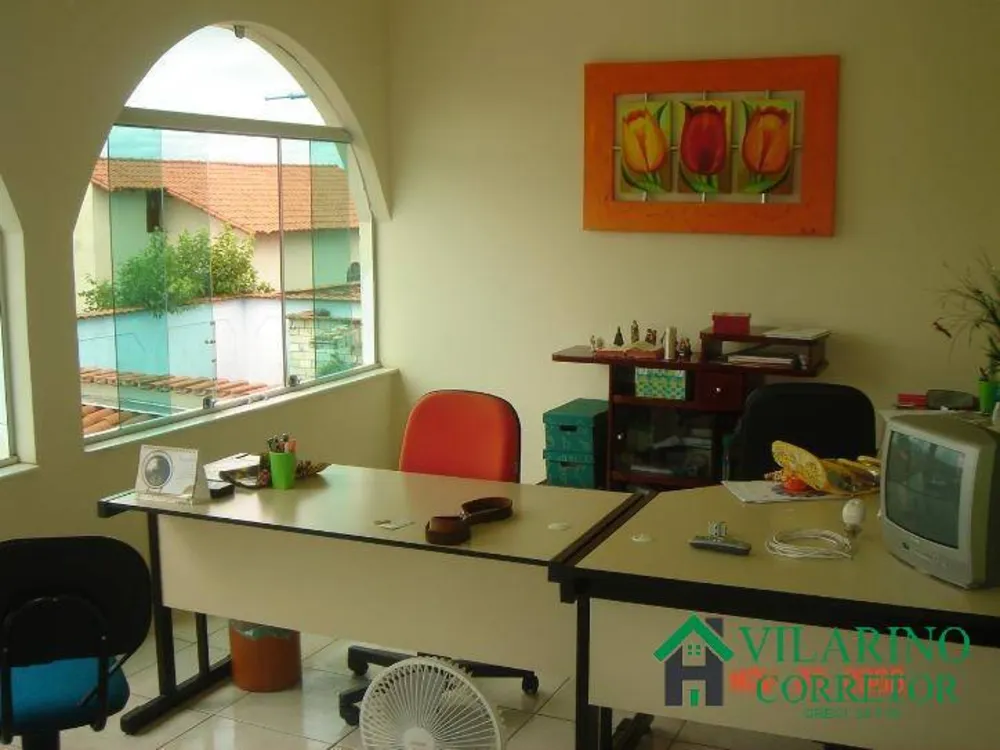 Casa, 4 quartos, 10 m² - Foto 1