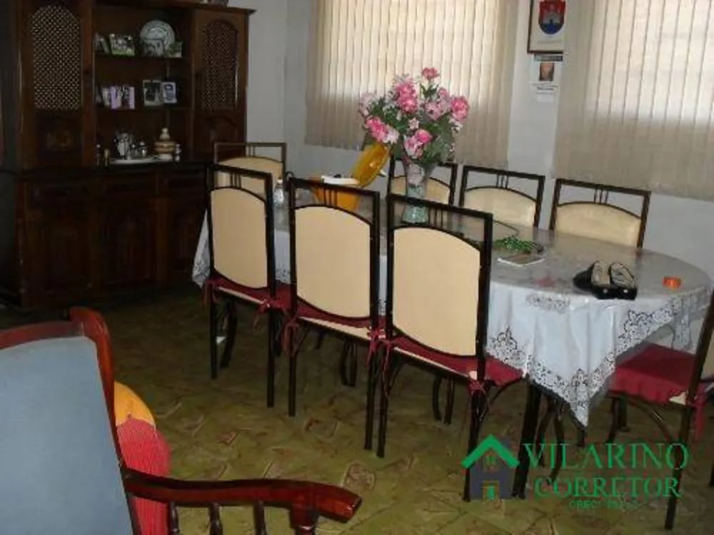 Casa, 3 quartos, 260 m² - Foto 1