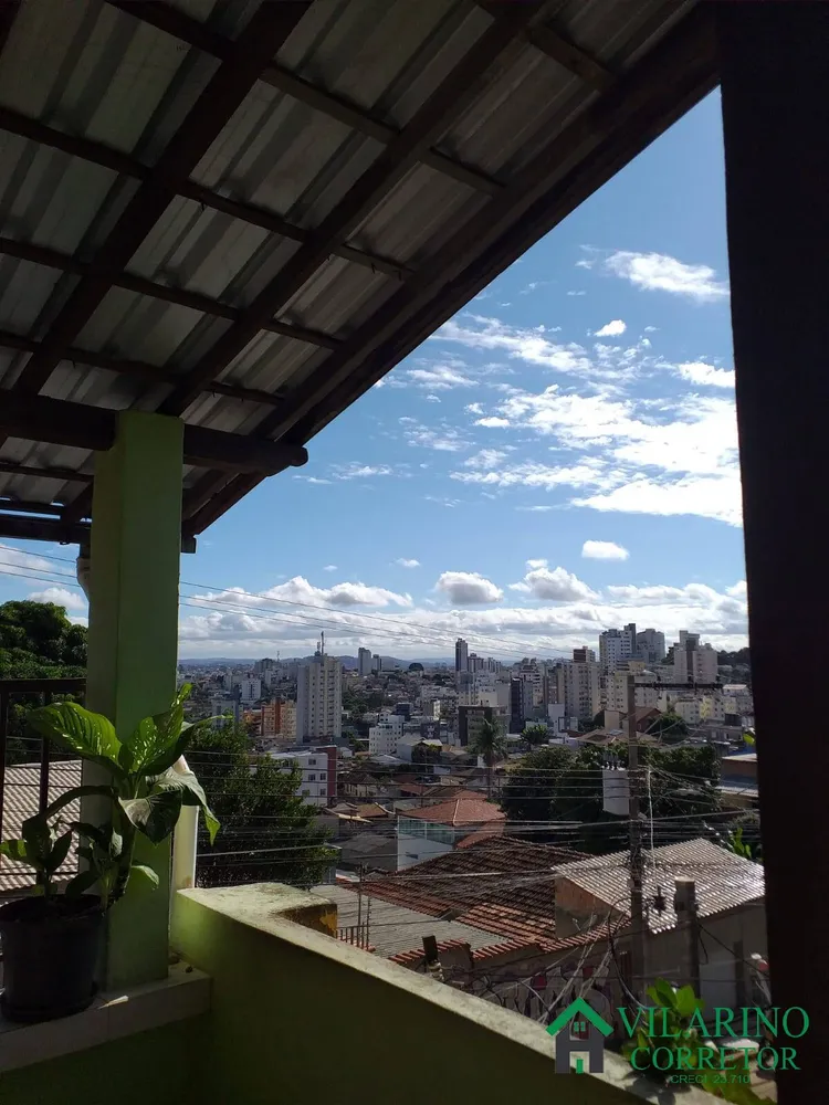 Casa, 4 quartos, 200 m² - Foto 2
