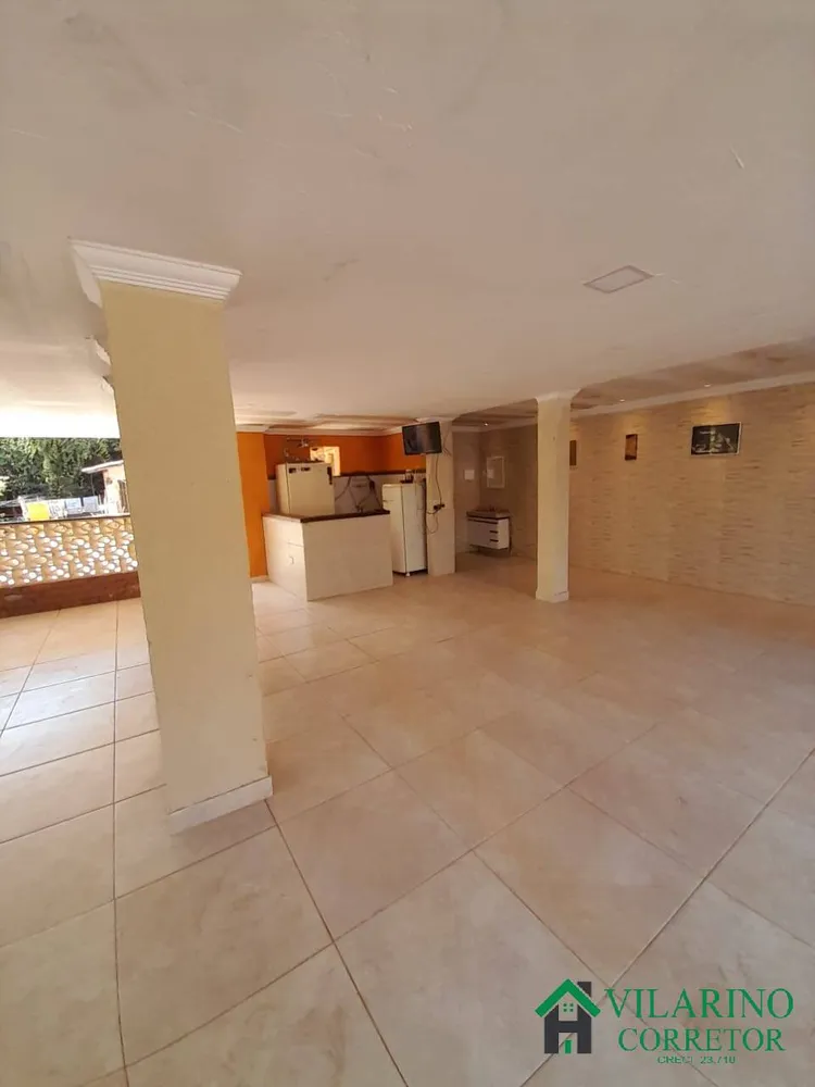 Casa, 3 quartos, 245 m² - Foto 1