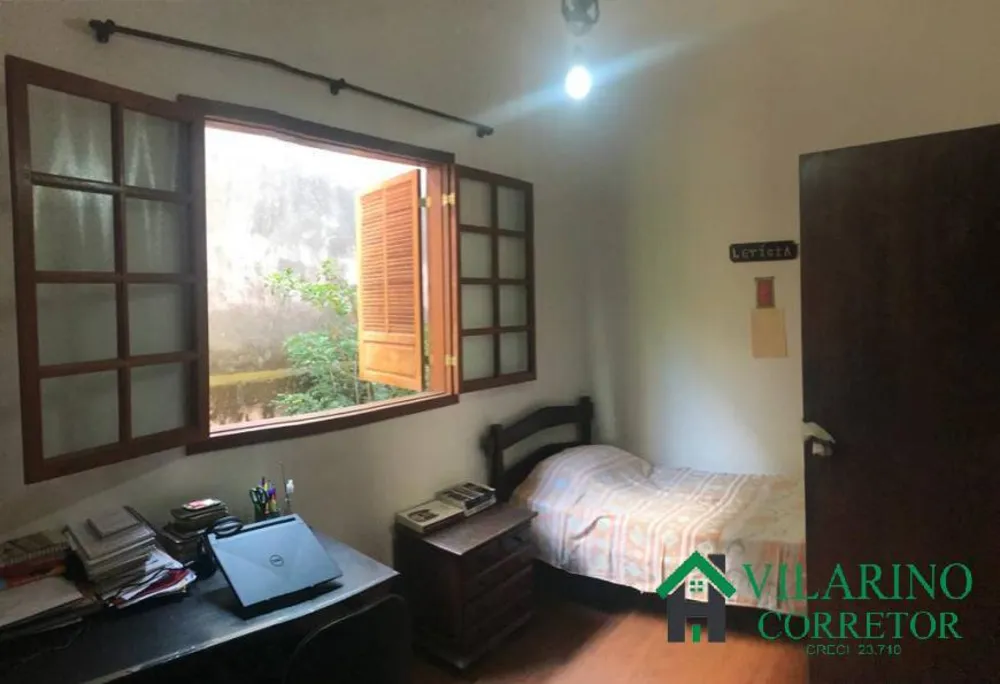 Casa, 3 quartos, 229 m² - Foto 1