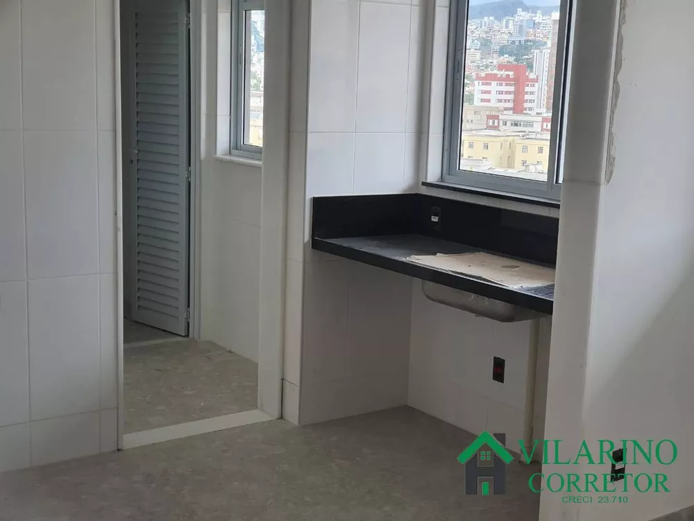 Apartamento à venda com 2 quartos, 66m² - Foto 2