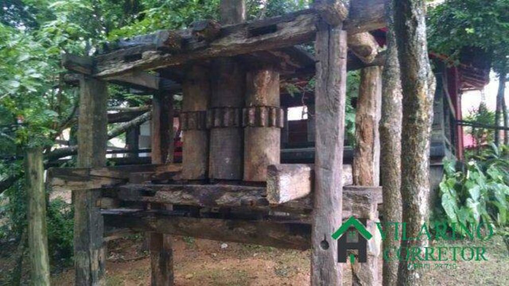 Sítio, 7 quartos, 3500 m² - Foto 1