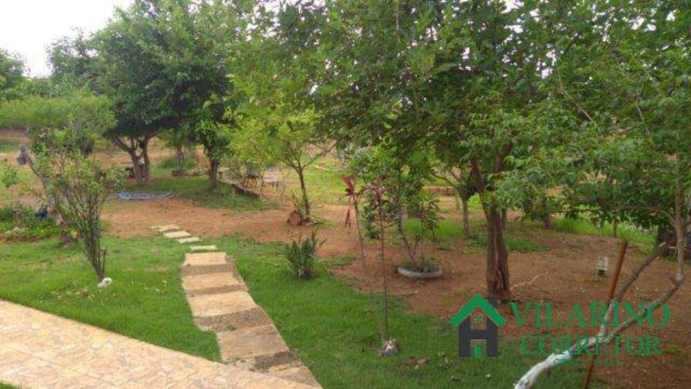 Chácara à venda com 6 quartos, 500m² - Foto 1