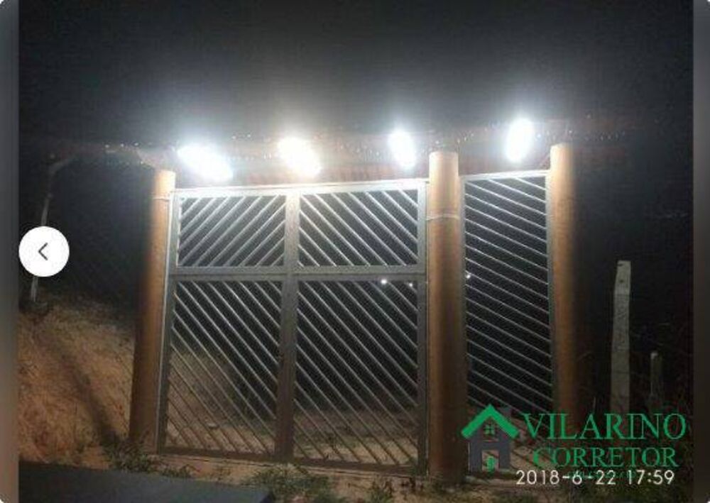 Sítio à venda com 3 quartos, 250m² - Foto 1