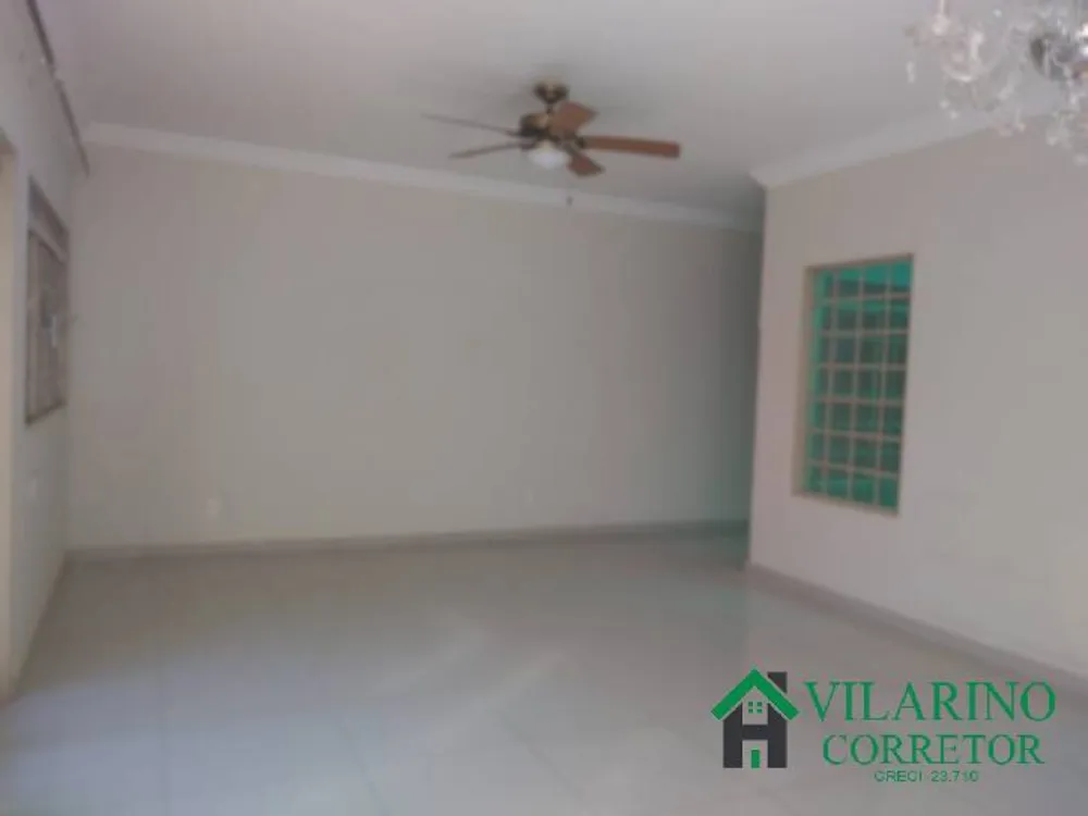 Casa, 3 quartos, 240 m² - Foto 12