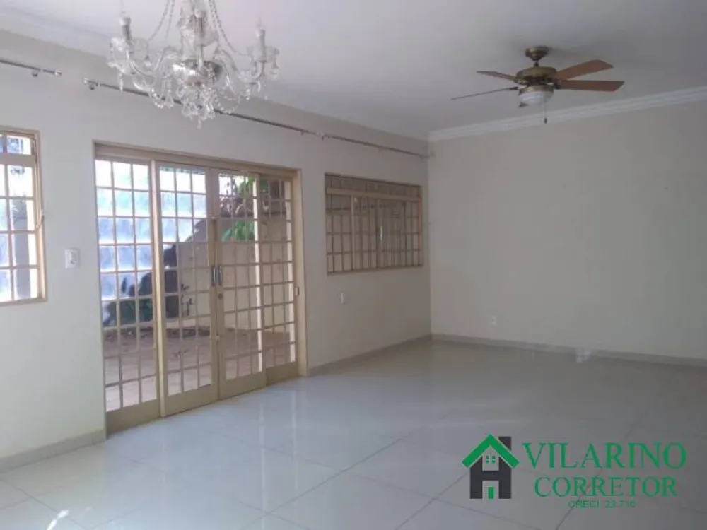 Casa, 3 quartos, 240 m² - Foto 11