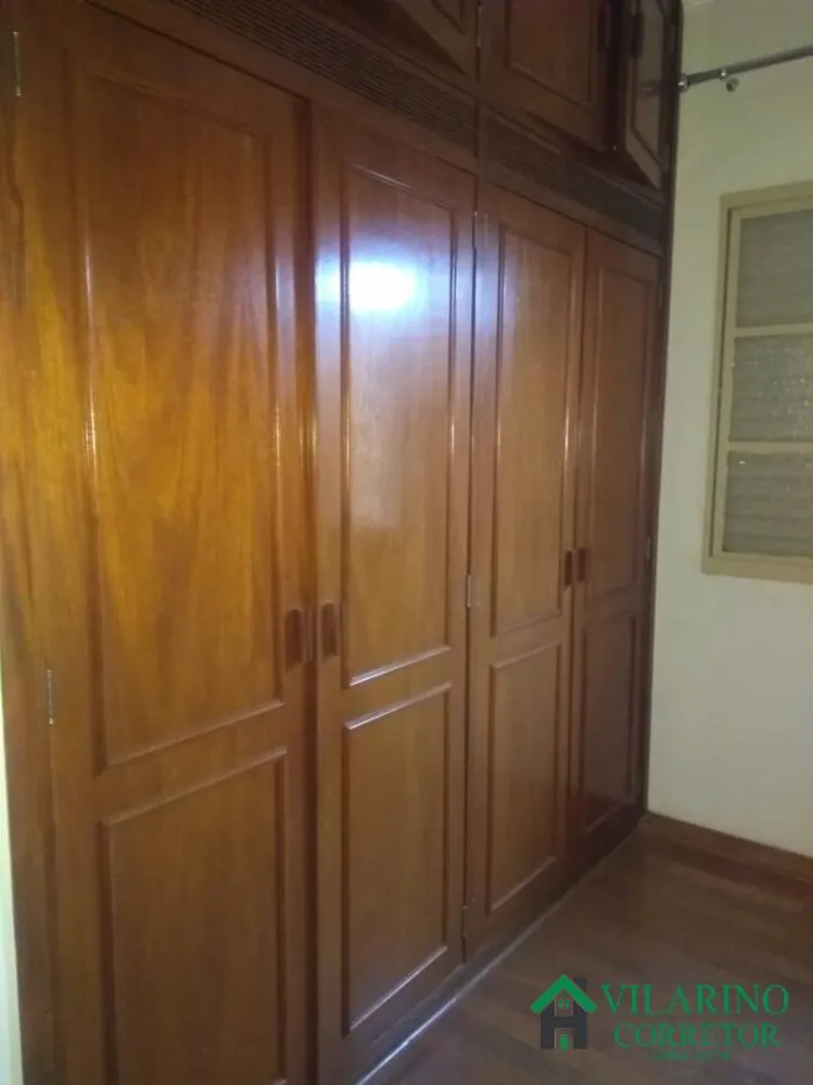 Casa, 3 quartos, 240 m² - Foto 3