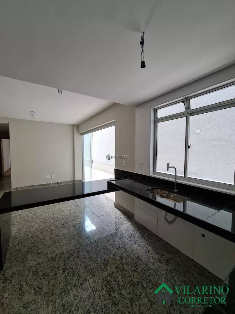 Apartamento à venda com 2 quartos, 57m² - Foto 1