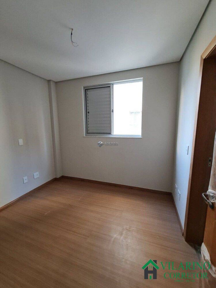 Apartamento à venda com 2 quartos, 56m² - Foto 2
