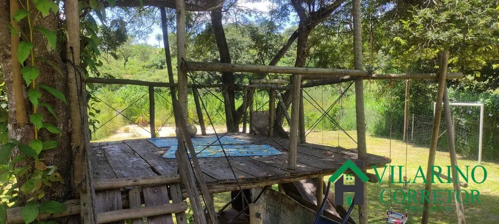 Casa, 3 quartos, 200 m² - Foto 1