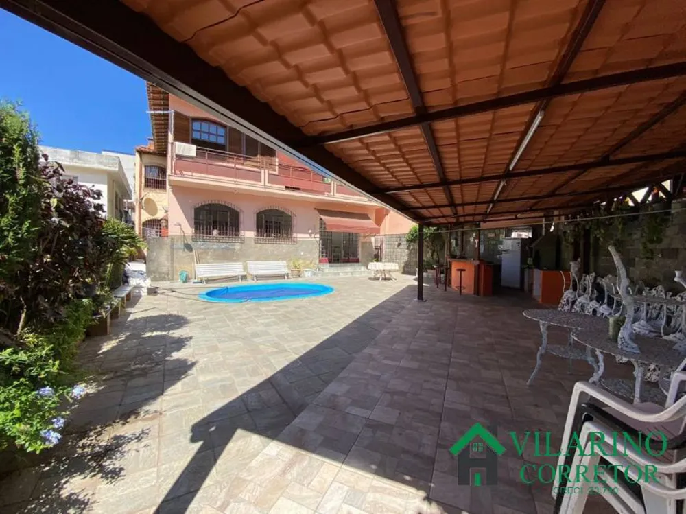 Casa, 4 quartos, 335 m² - Foto 1