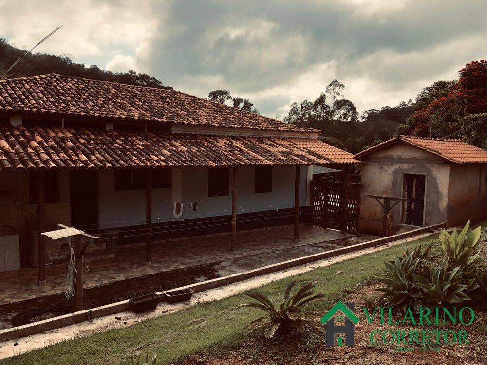 Fazenda à venda com 6 quartos, 270m² - Foto 2