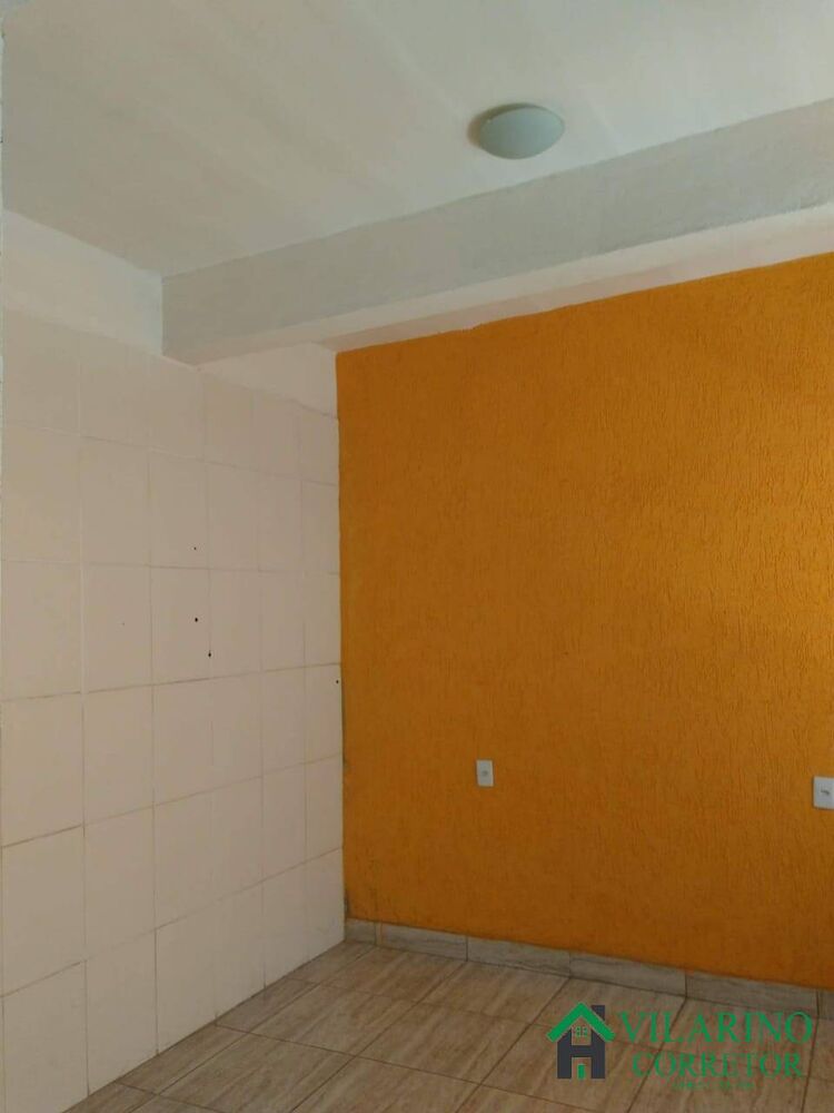 Casa à venda com 7 quartos, 327m² - Foto 3