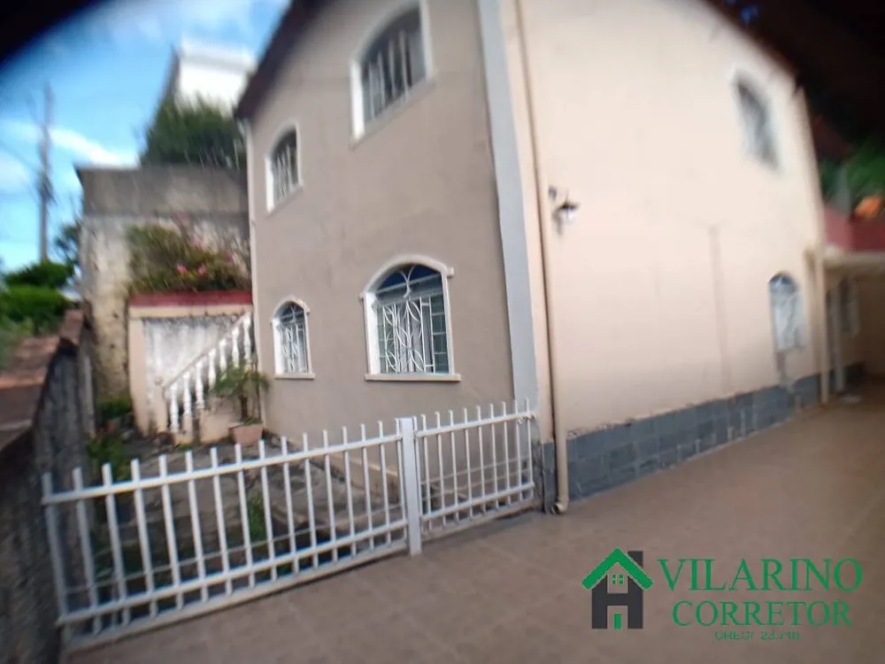 Casa, 3 quartos, 180 m² - Foto 1