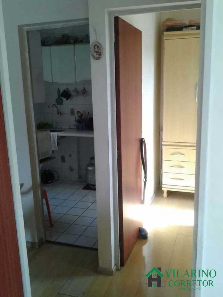 Apartamento à venda com 2 quartos, 46m² - Foto 2