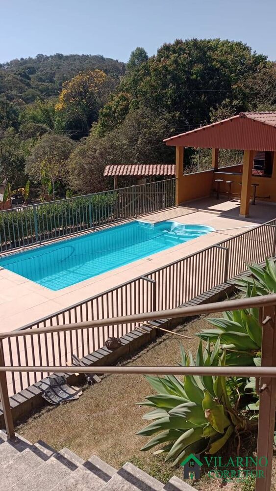 Sítio à venda com 3 quartos, 1252m² - Foto 1