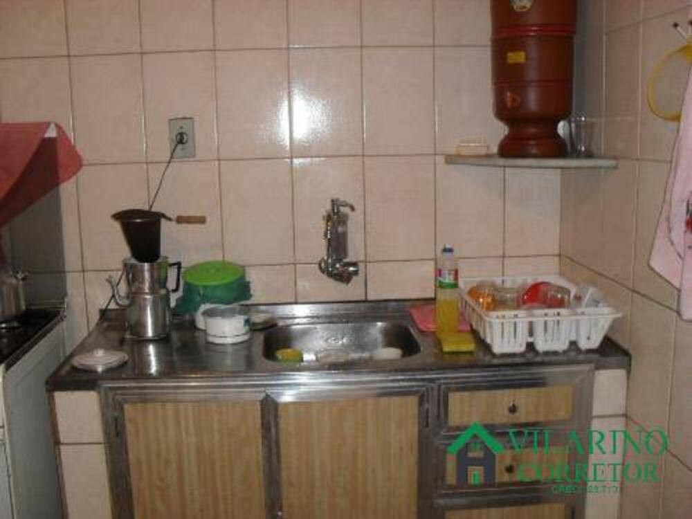 Casa à venda com 3 quartos, 118m² - Foto 4