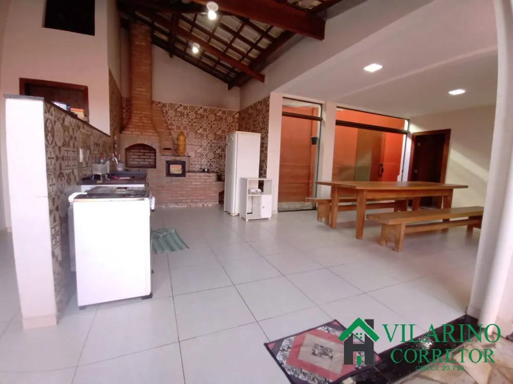 Casa, 6 quartos, 270 m² - Foto 4