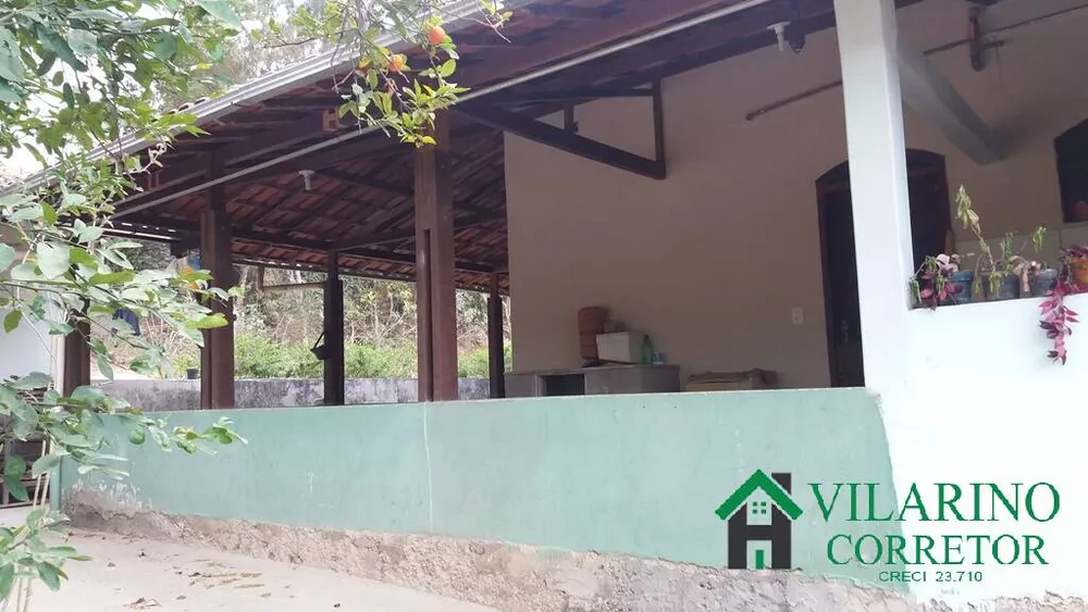 Fazenda à venda com 3 quartos, 250m² - Foto 4