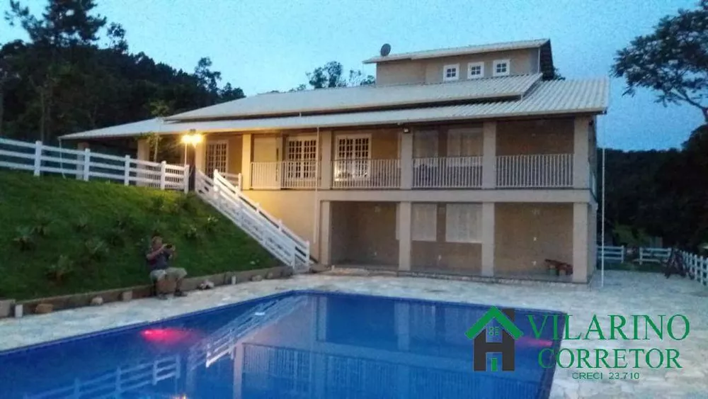 Fazenda à venda com 5 quartos, 55m² - Foto 3