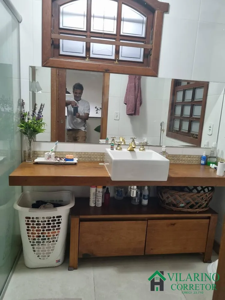 Casa, 5 quartos, 220 m² - Foto 3