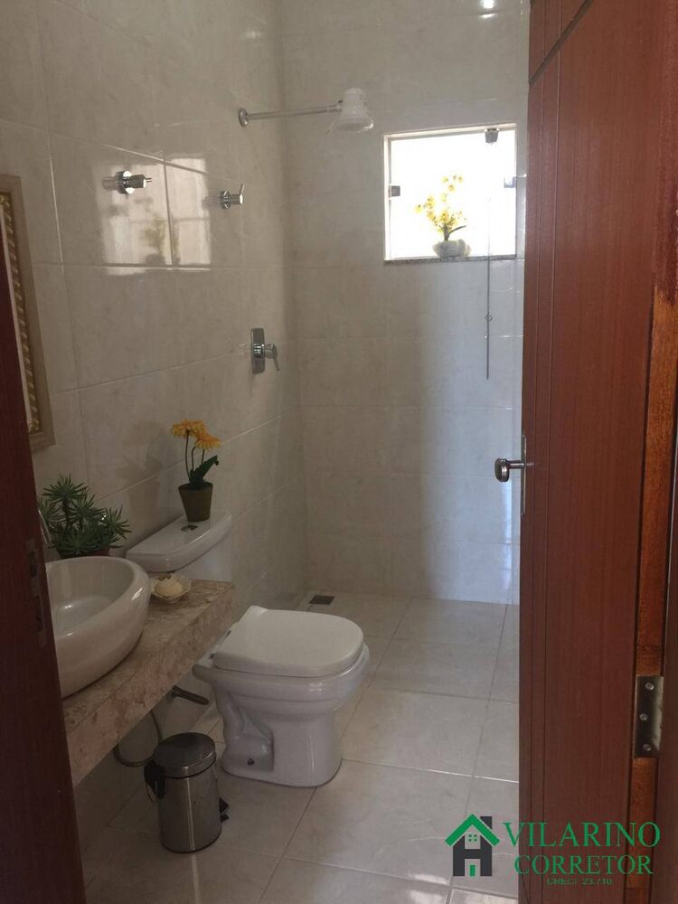 Casa, 4 quartos, 329 m² - Foto 1