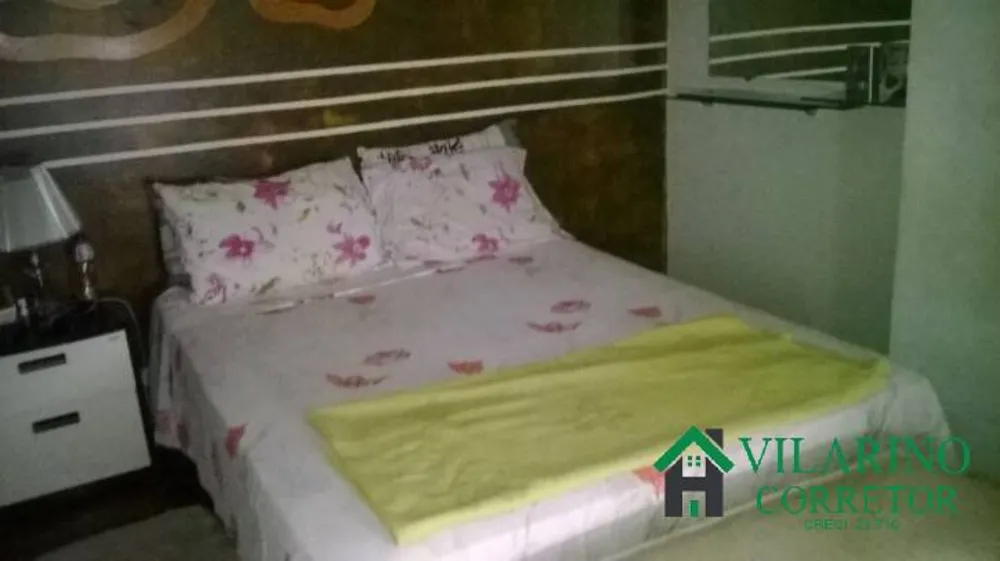 Casa, 8 quartos, 240 m² - Foto 4