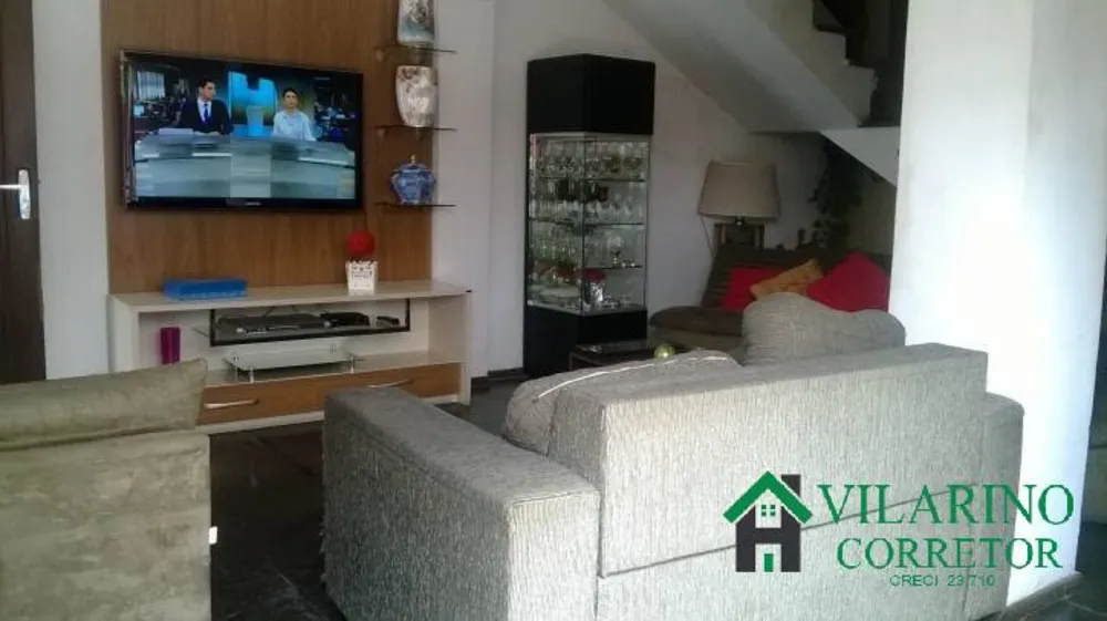Casa, 8 quartos, 240 m² - Foto 3