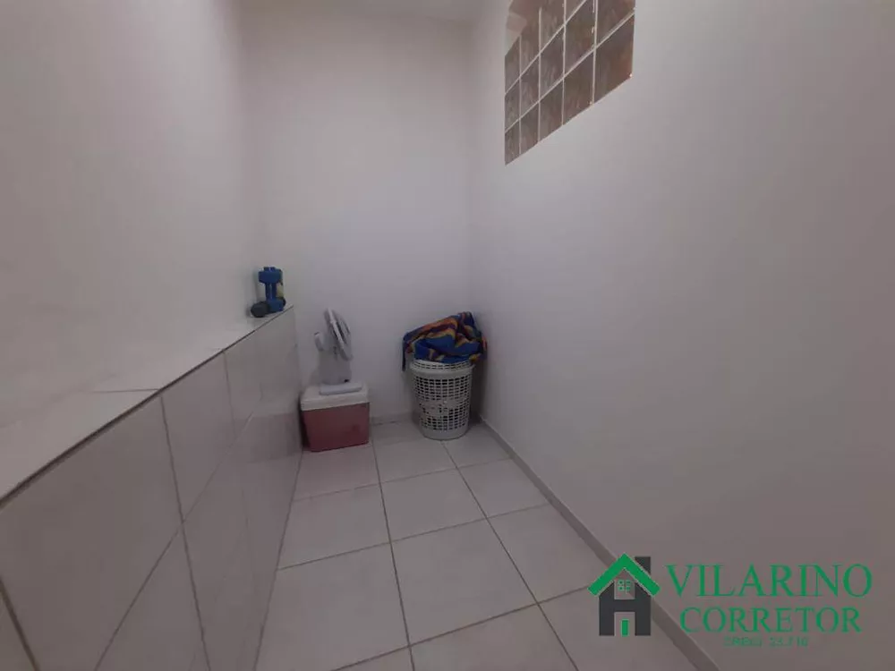 Casa à venda com 4 quartos, 194m² - Foto 4