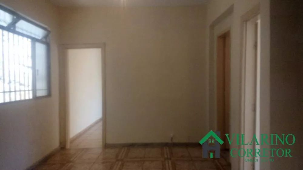 Casa à venda com 3 quartos, 300m² - Foto 3