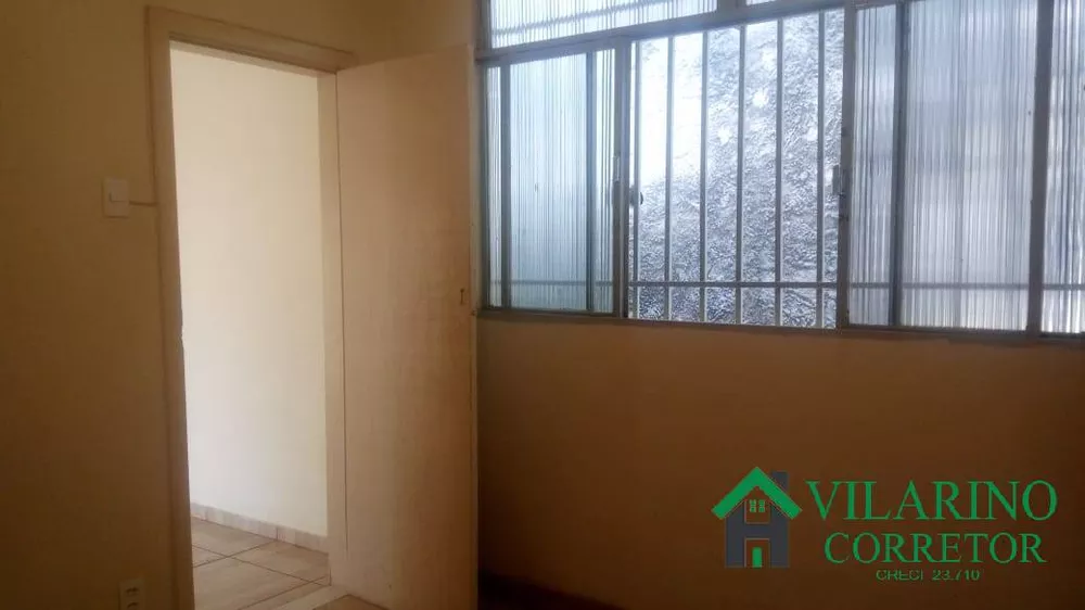 Casa à venda com 3 quartos, 300m² - Foto 2