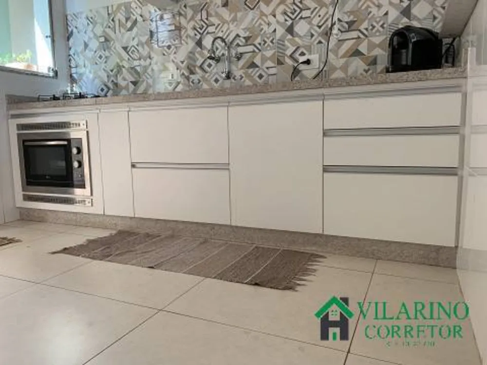 Casa, 4 quartos, 224 m² - Foto 1