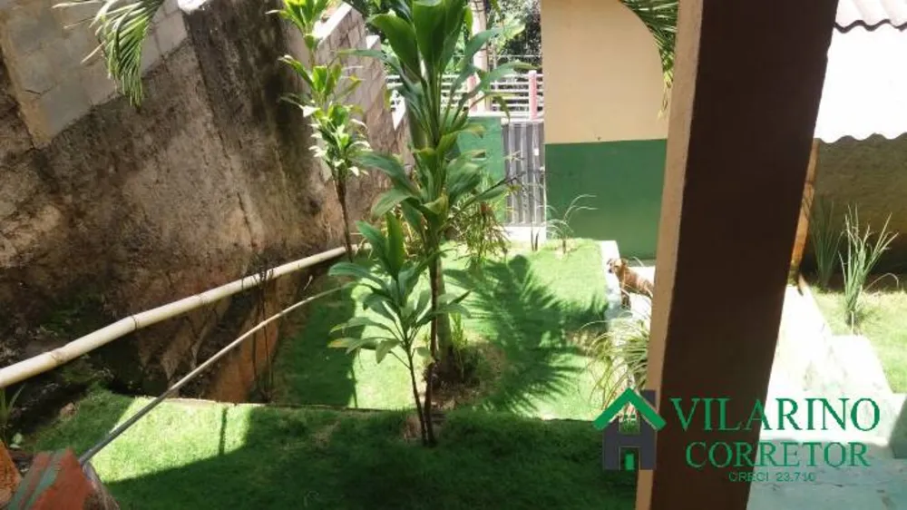 Casa, 4 quartos, 221 m² - Foto 1