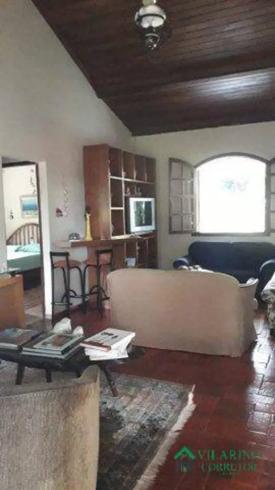 Fazenda à venda com 5 quartos, 200m² - Foto 3