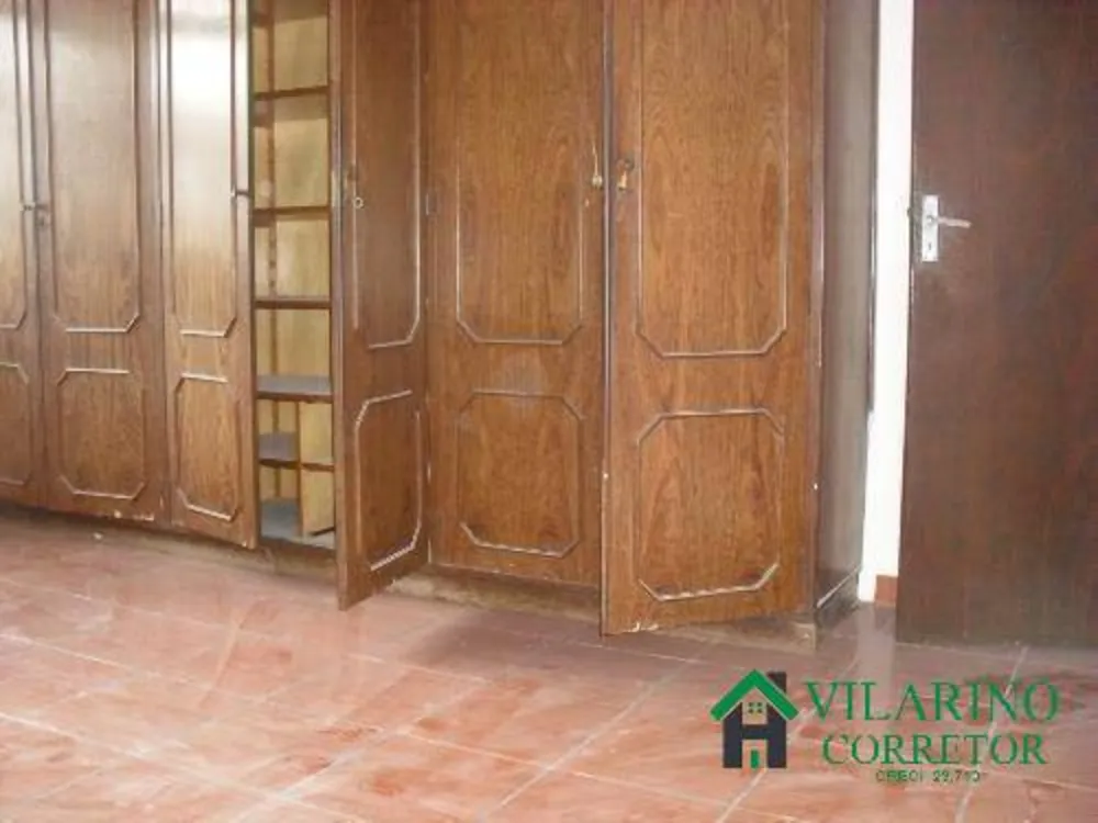 Casa, 5 quartos, 150 m² - Foto 2