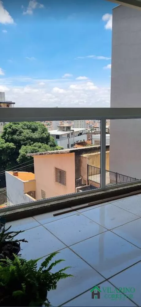 Apartamento à venda com 3 quartos, 137m² - Foto 1