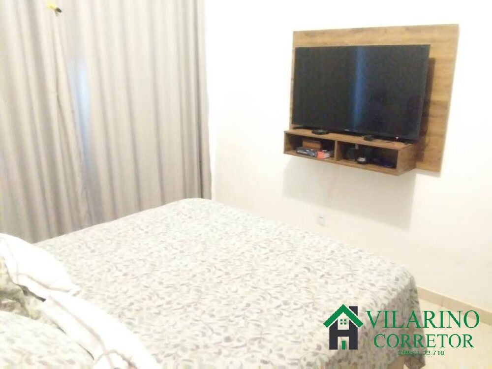 Casa à venda com 5 quartos, 237m² - Foto 3