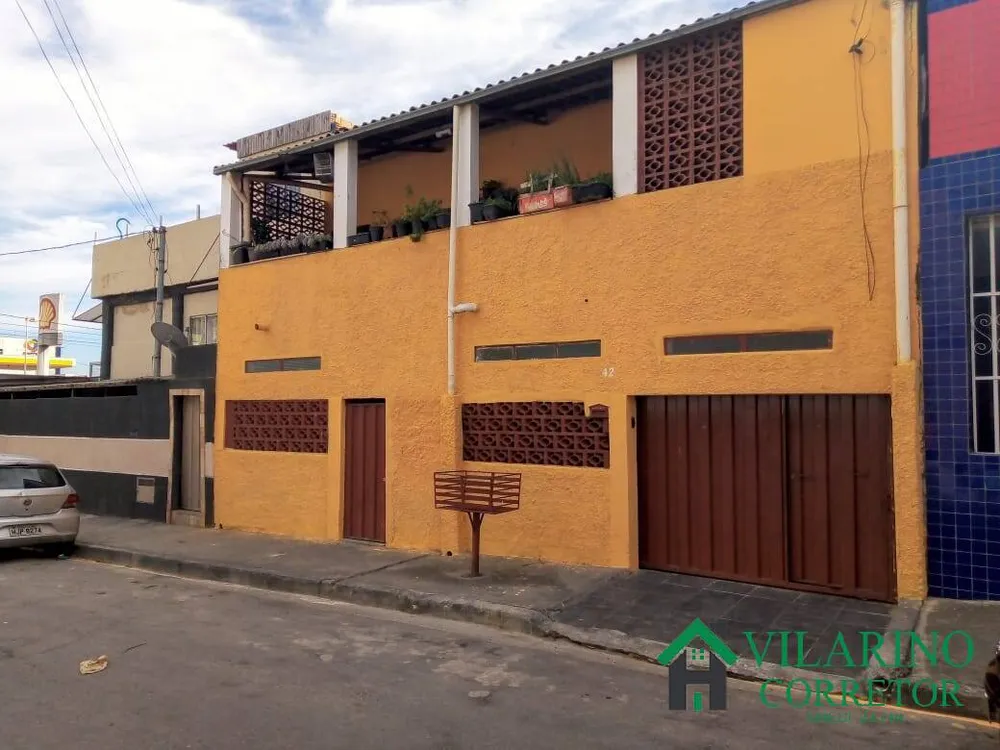 Casa, 7 quartos, 327 m² - Foto 2